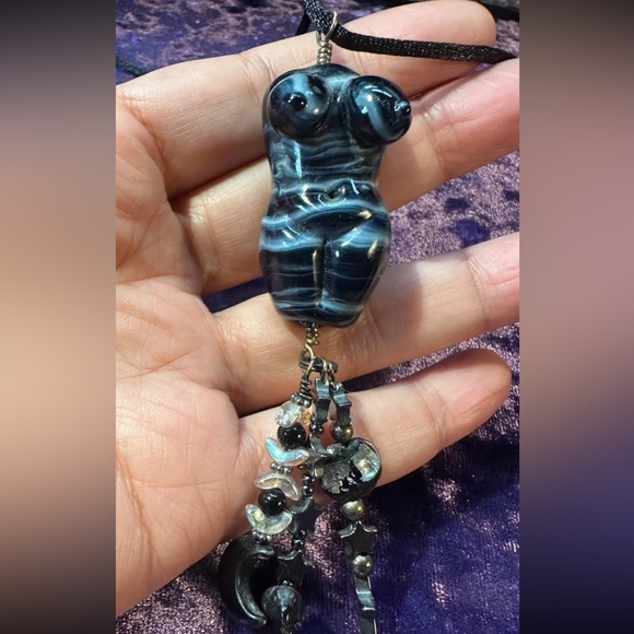 Goddess Figural Woman Feminine Charm Handblown Glass Celestial Necklace - Picture 8 of 8